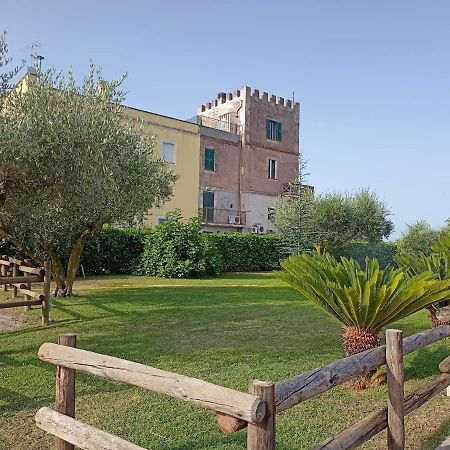 아르데아 La Torre Di Barbara 빌라 외부 사진