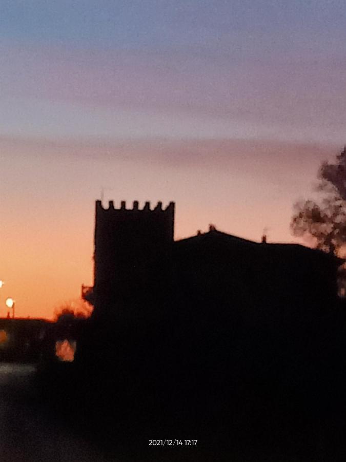 아르데아 La Torre Di Barbara 빌라 외부 사진